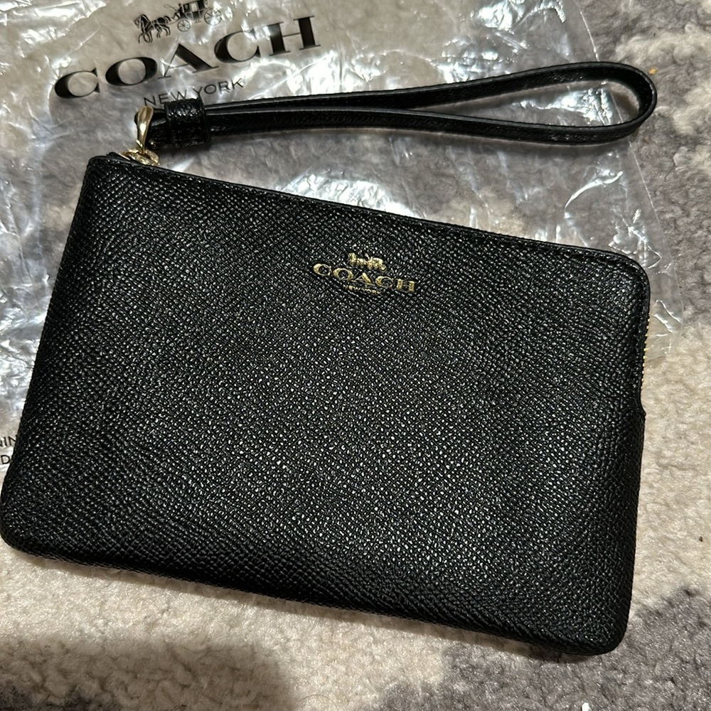 Coach black corner zip wristlet